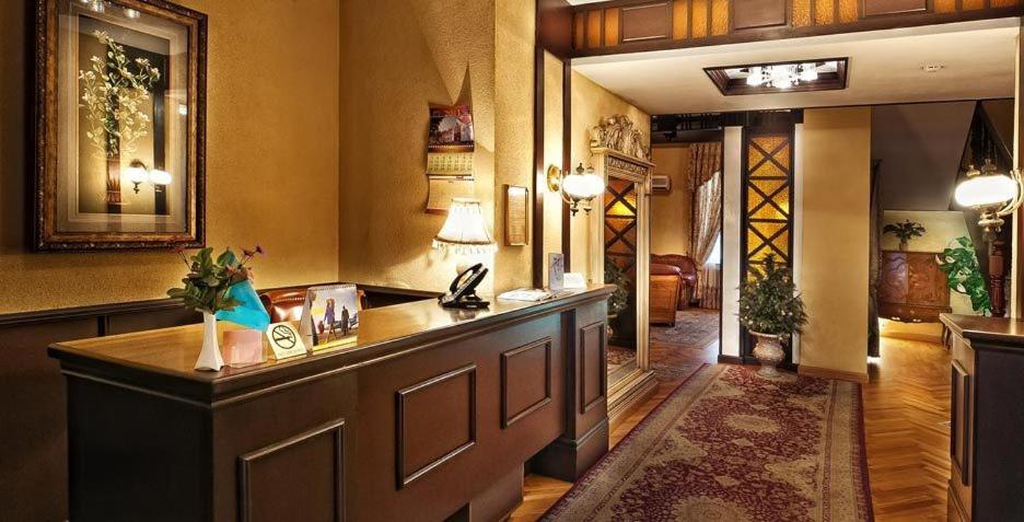 Merey Hotel Karagandy Eksteriør bilde