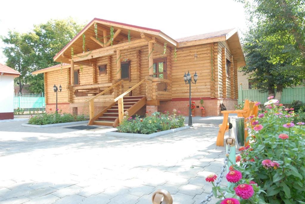 Merey Hotel Karagandy Eksteriør bilde